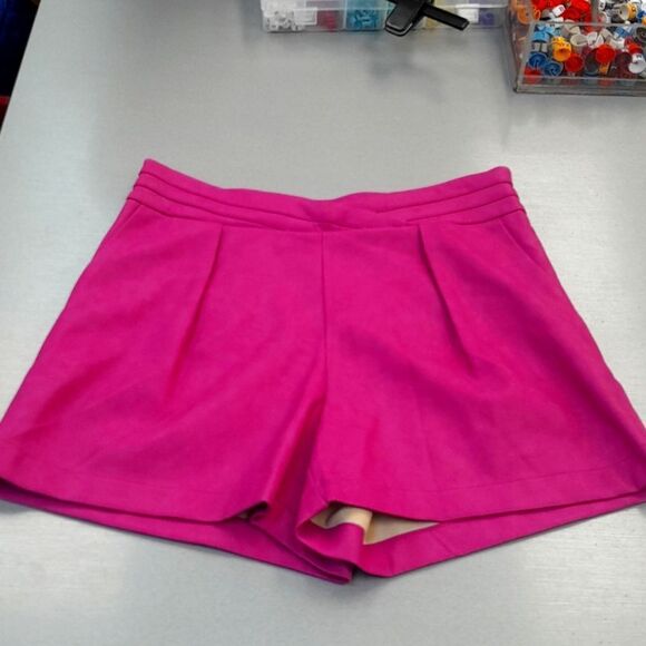7 For All Mankind Shorts - Picture 1 of 14